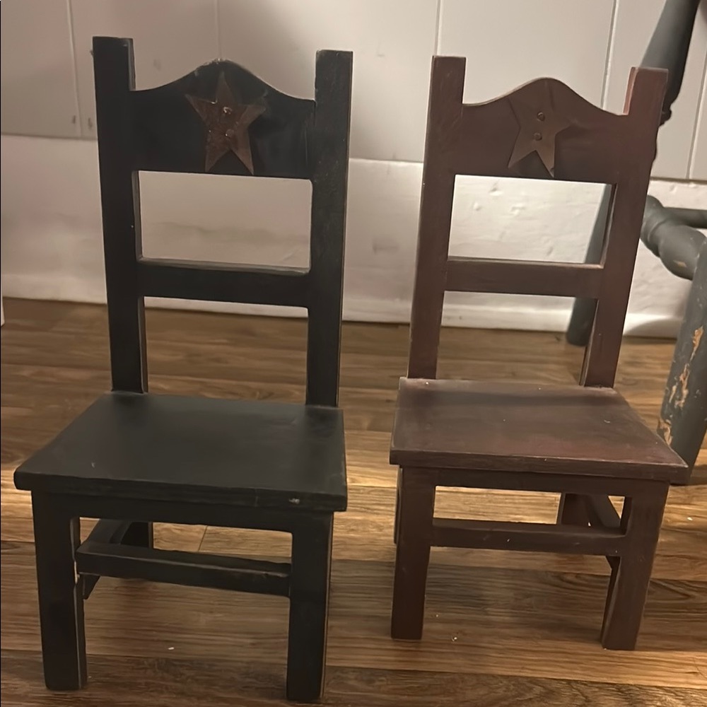 Rustic Wooden Chairs with Star Design - Black and Brown